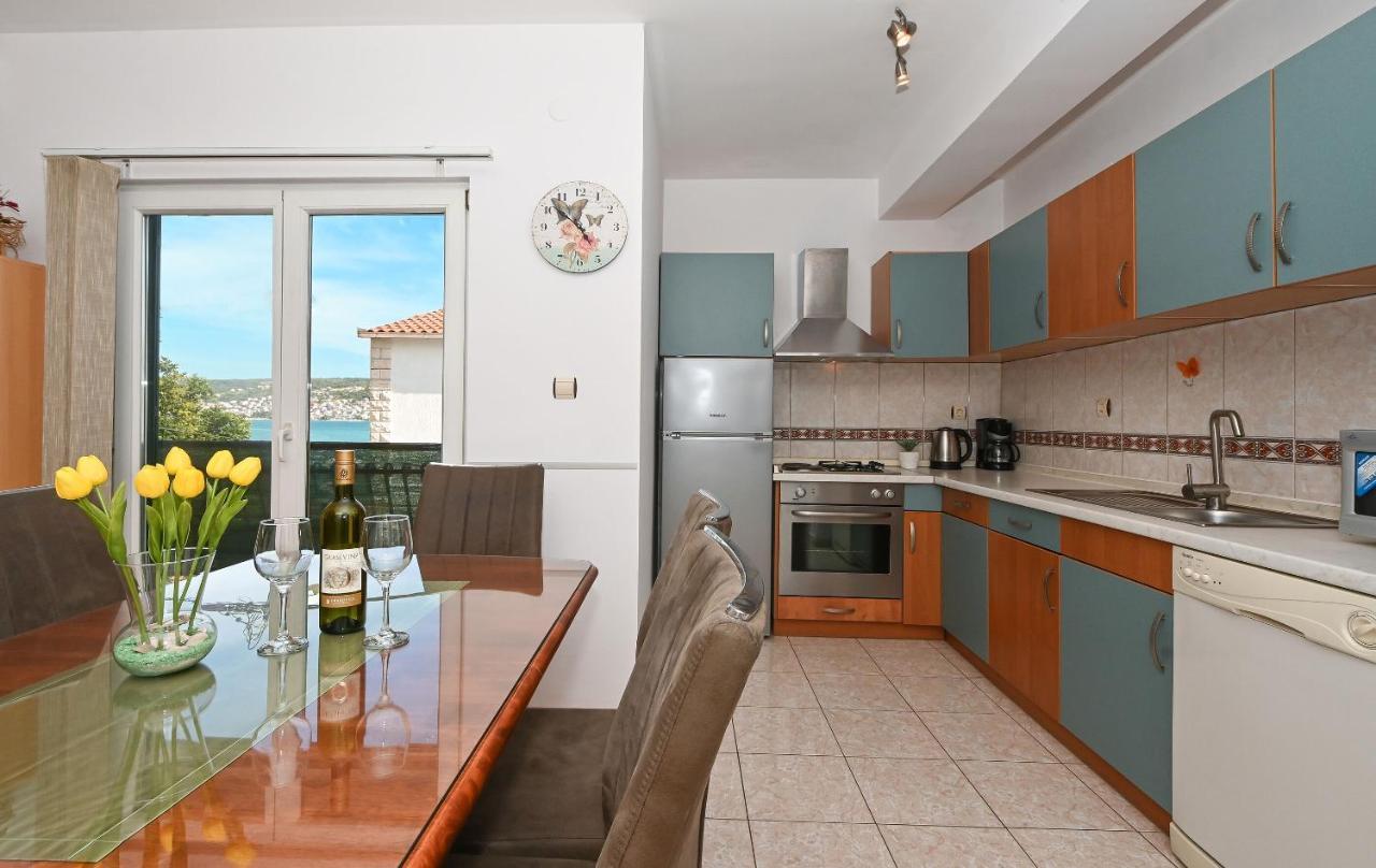 Apartments Marija トロギール エクステリア 写真